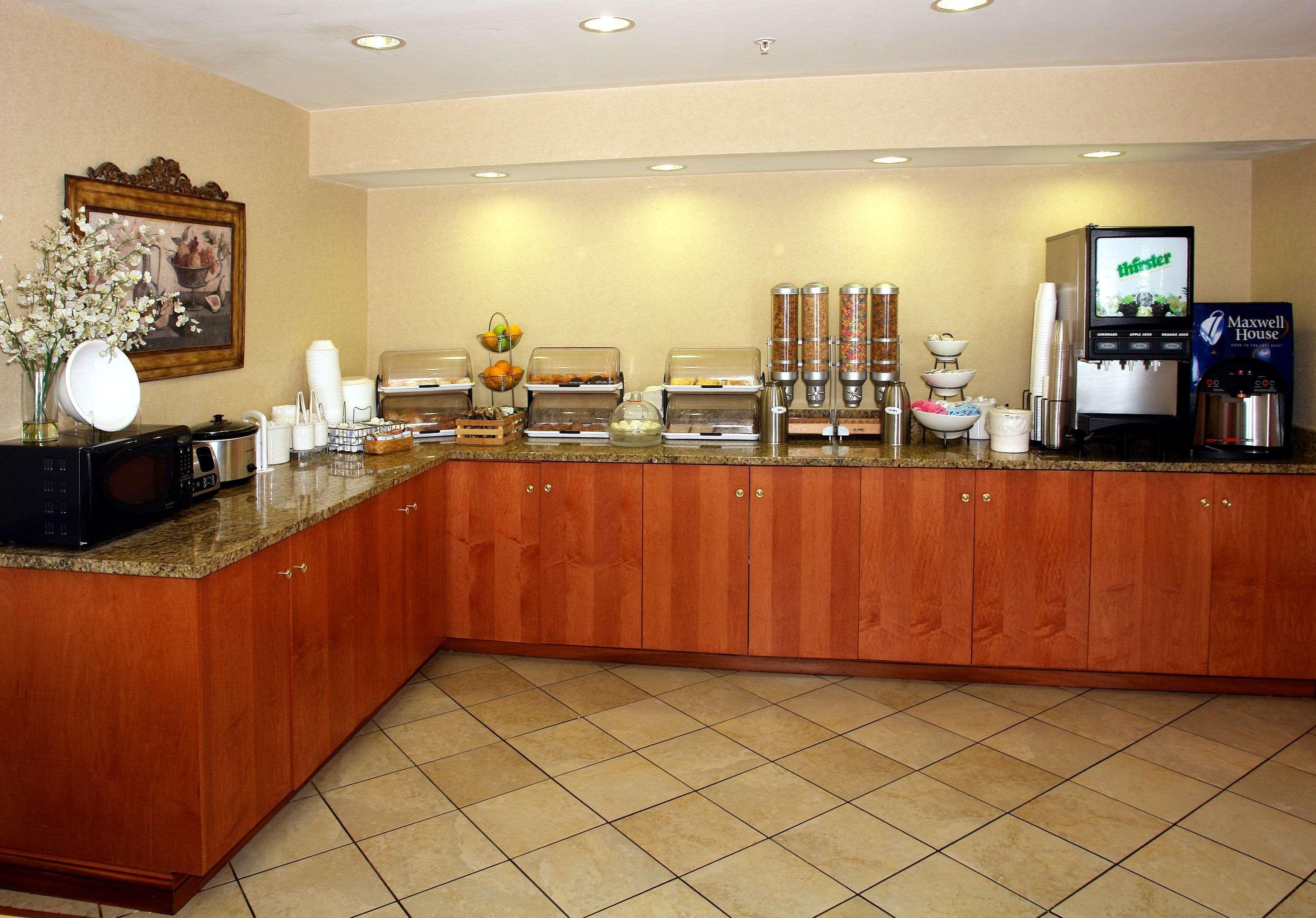 Best Western Executive Inn - Latta Berrys Crossroads Bagian luar foto