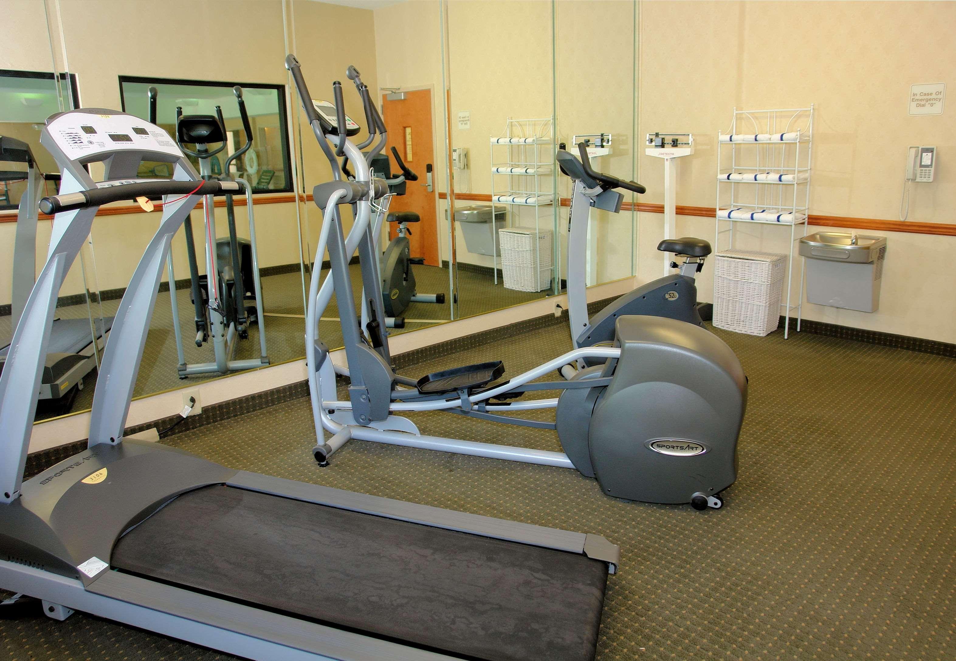 Best Western Executive Inn - Latta Berrys Crossroads Bagian luar foto