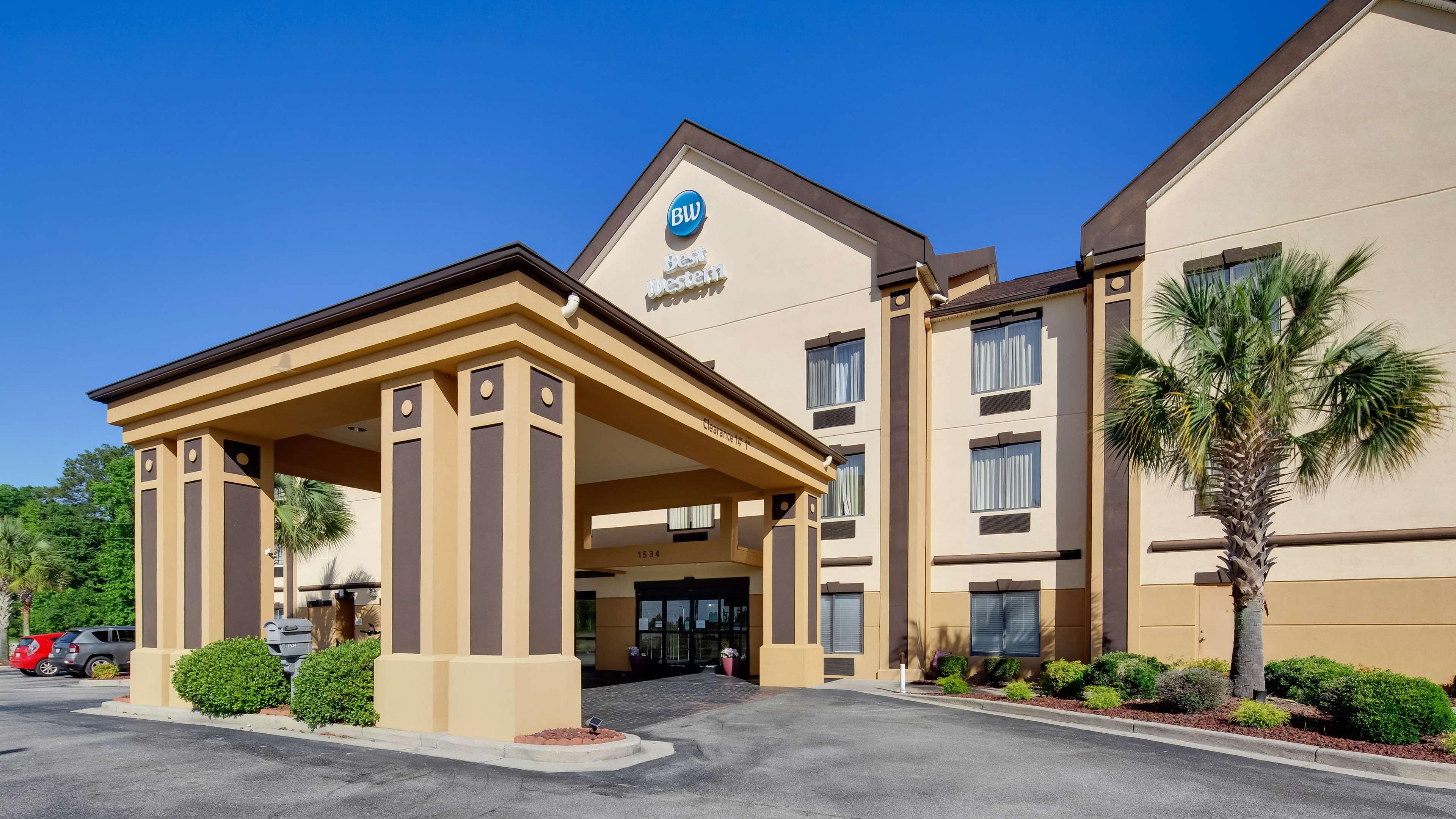 Best Western Executive Inn - Latta Berrys Crossroads Bagian luar foto