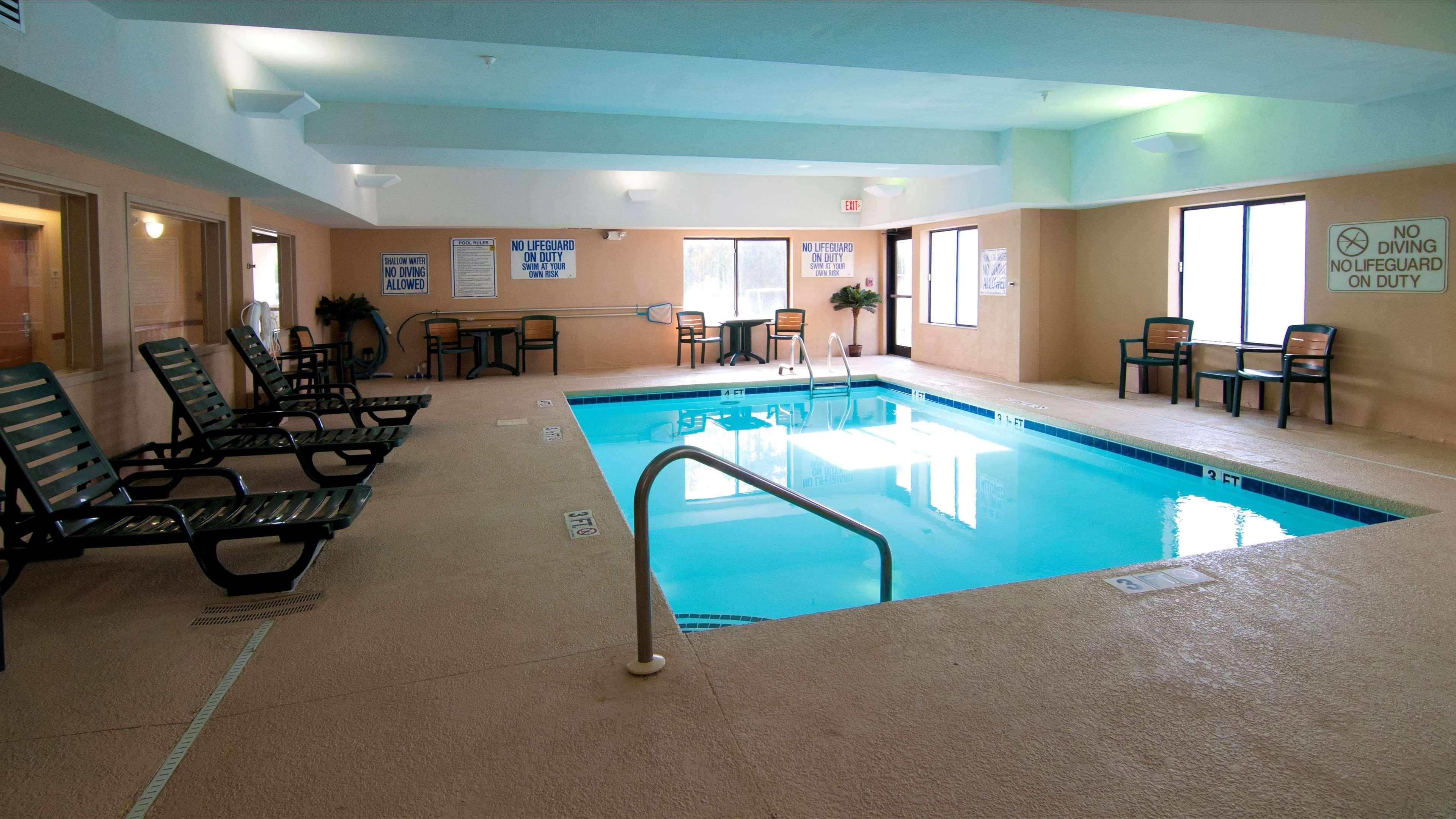 Best Western Executive Inn - Latta Berrys Crossroads Bagian luar foto